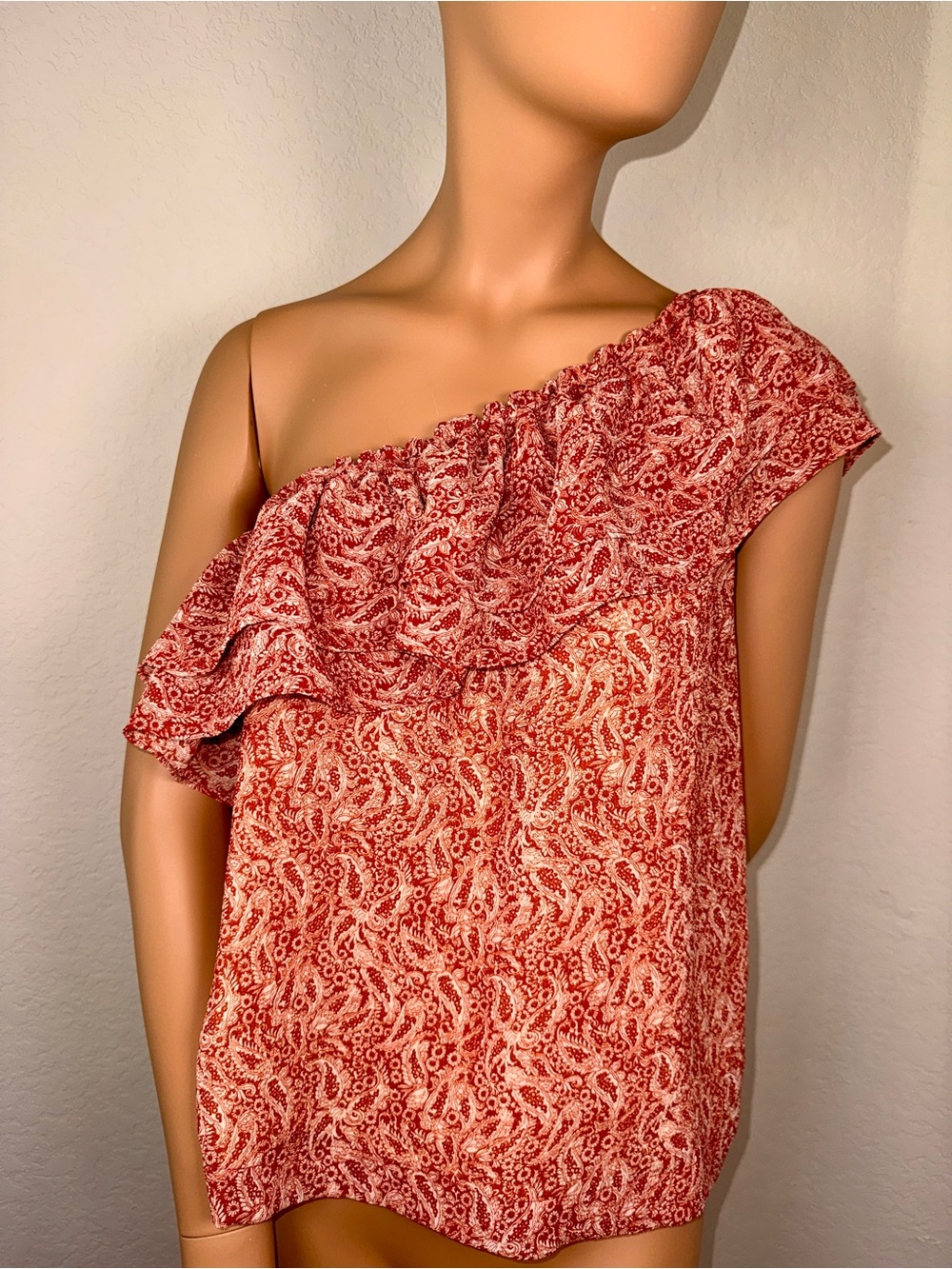 Sézane Adeline One Shoulder Ruffle Blouse Terracotta Paisley Top FR 44